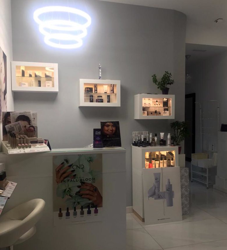 Recepción centro de estética avanzada