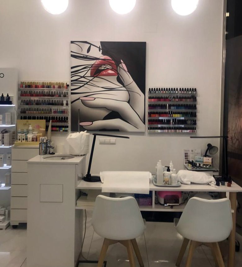 centro de estética avanzada Adela moro