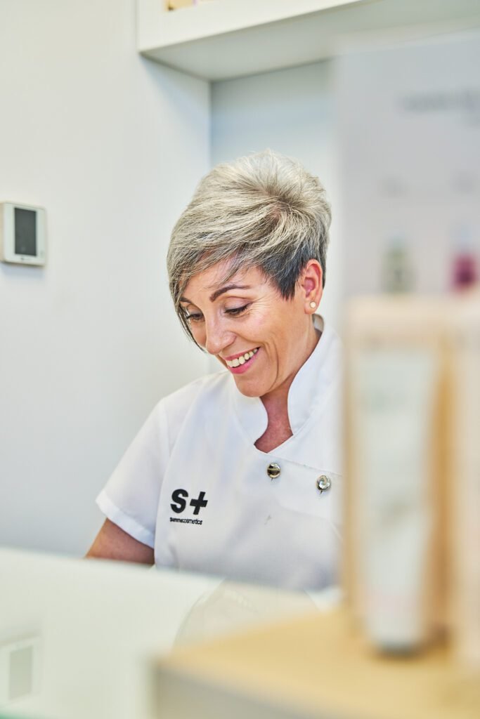 Adela Mor - Estética